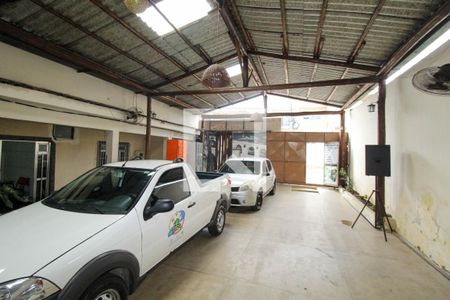 Quintal de casa para alugar com 2 quartos, 200m² em Vila Meriti, Duque de Caxias