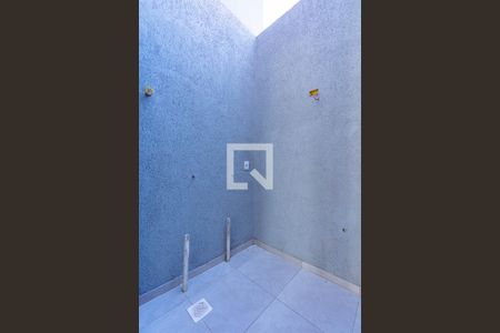 Lavanderia de casa de condomínio à venda com 3 quartos, 90m² em Igara, Canoas