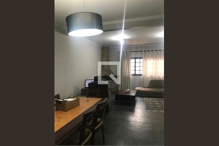 Casa à venda com 3 quartos, 159m² em Jardim Carlu, São Paulo