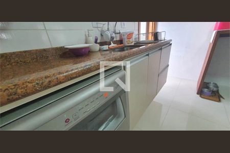 Apartamento à venda com 2 quartos, 65m² em Vila Romero, São Paulo