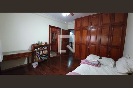 Casa à venda com 4 quartos, 408m² em Vila Cordeiro, São Paulo
