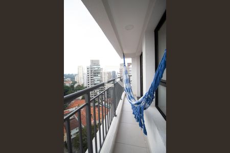 Sacada de apartamento para alugar com 1 quarto, 30m² em Sumaré, São Paulo