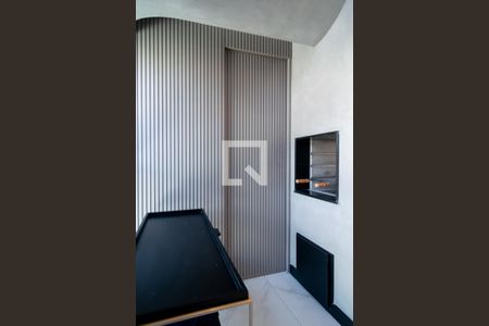 Sala / Churrasqueira de apartamento para alugar com 2 quartos, 93m² em Vila Olímpia, São Paulo