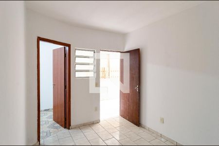 Sala de casa para alugar com 2 quartos, 60m² em Vila Fachini, São Paulo