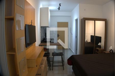 Sala / Quarto de kitnet/studio para alugar com 1 quarto, 26m² em Vila Mariana, São Paulo