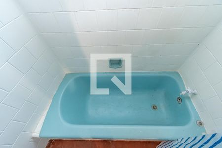 Detalhe Banheiro de casa para alugar com 1 quarto, 50m² em Jardim Guanabara, Campinas