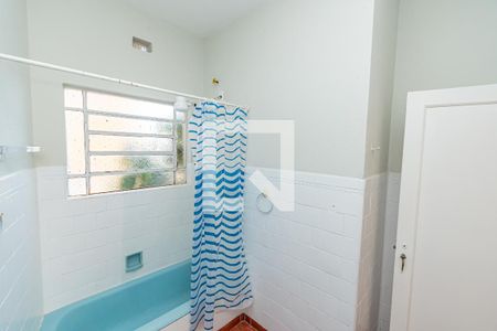 Banheiro de casa para alugar com 1 quarto, 50m² em Jardim Guanabara, Campinas