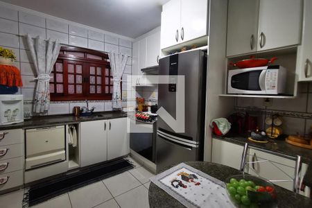 Casa à venda com 280m², 3 quartos e 3 vagas Casa à venda com 280m², 3 quartos e 3 vagasCozinha