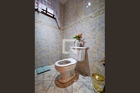 Casa à venda com 280m², 3 quartos e 3 vagas Casa à venda com 280m², 3 quartos e 3 vagasLavabo