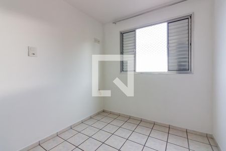 Quarto 2 de apartamento para alugar com 2 quartos, 58m² em Piratininga, Osasco