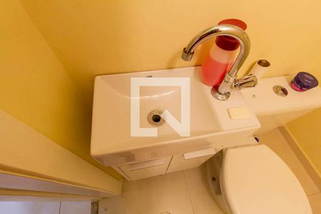 Lavabo de casa para alugar com 2 quartos, 78m² em Jardim Coimbra, São Paulo