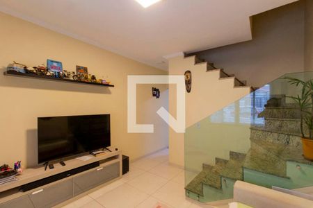 Sala de casa para alugar com 2 quartos, 78m² em Jardim Coimbra, São Paulo