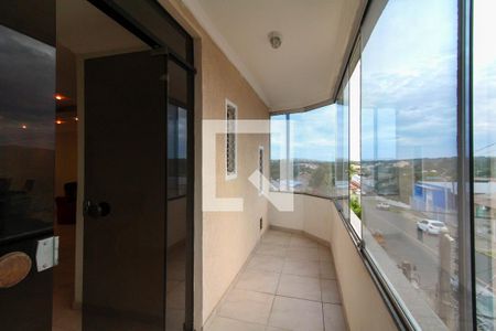 Casa para alugar com 700m², 9 quartos e 5 vagas Casa para alugar com 700m², 9 quartos e 5 vagasPiso 2 - Varanda da Sala