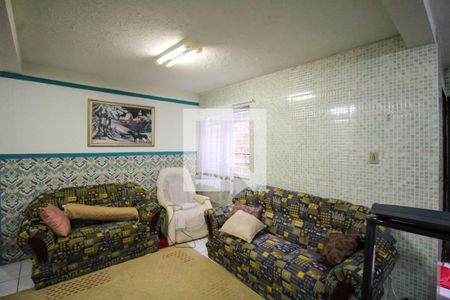 Casa para alugar com 700m², 9 quartos e 5 vagas Casa para alugar com 700m², 9 quartos e 5 vagasPiso 0 - Sala/Cozinha