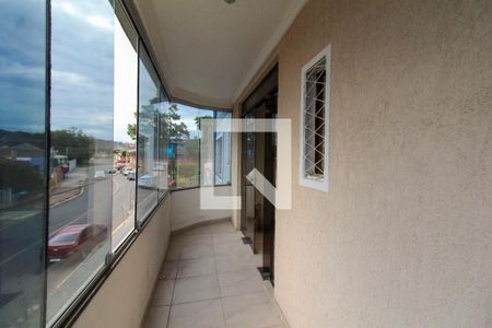 Casa para alugar com 700m², 9 quartos e 5 vagas Casa para alugar com 700m², 9 quartos e 5 vagasPiso 2 - Varanda da Sala