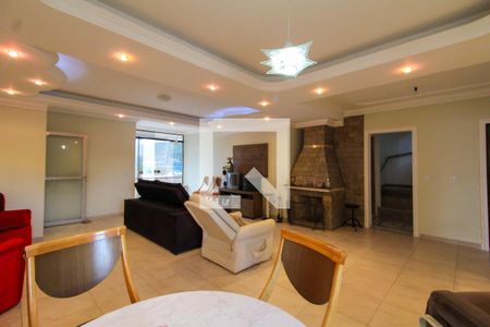 Casa para alugar com 700m², 9 quartos e 5 vagas Casa para alugar com 700m², 9 quartos e 5 vagasPiso 2 - Sala