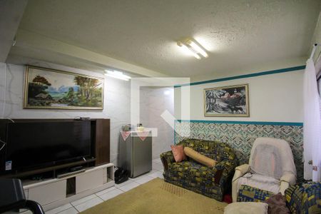 Casa para alugar com 700m², 9 quartos e 5 vagas Casa para alugar com 700m², 9 quartos e 5 vagasPiso 0 - Sala/Cozinha