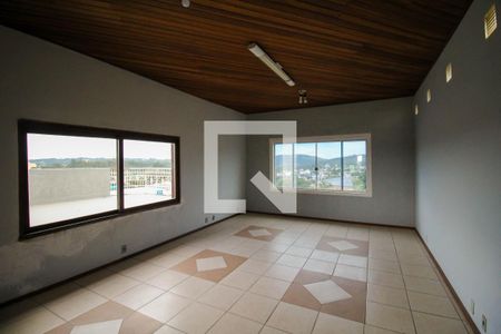 Casa para alugar com 700m², 9 quartos e 5 vagas Casa para alugar com 700m², 9 quartos e 5 vagasPiso 3 - Sala