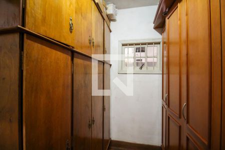 Casa para alugar com 700m², 9 quartos e 5 vagas Casa para alugar com 700m², 9 quartos e 5 vagasPiso 1 - Closet da Suíte