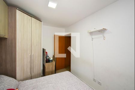 Suíte 1 de casa de condomínio à venda com 2 quartos, 60m² em Vila Nilo, São Paulo