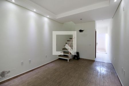 Sala de casa para alugar com 2 quartos, 67m² em Jardim Eucaliptos, Sorocaba