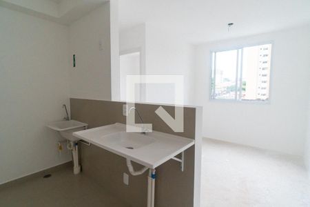 Sala/Cozinha de apartamento à venda com 2 quartos, 33m² em Vila Mira, São Paulo
