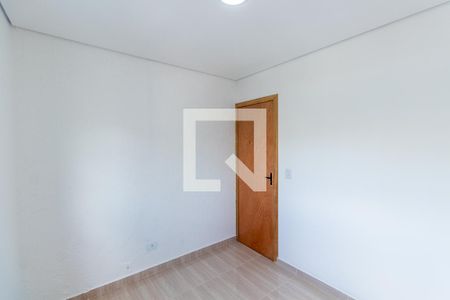Quarto 1 de apartamento para alugar com 2 quartos, 43m² em Vila Paranagua, São Paulo