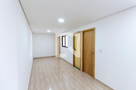 Sala/Cozinha de apartamento para alugar com 2 quartos, 32m² em Vila Paranaguá, São Paulo