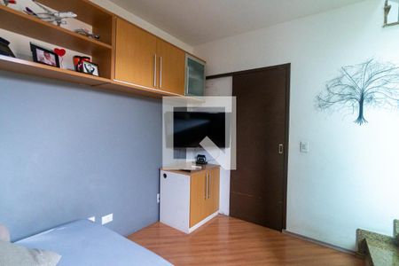 Sala de TV de casa de condomínio à venda com 3 quartos, 220m² em Vila Guarani (z Sul), São Paulo