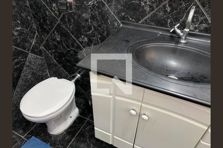 Casa para alugar com 180m², 4 quartos e sem vaga Casa para alugar com 180m², 4 quartos e sem vagaBanheiro da Suíte