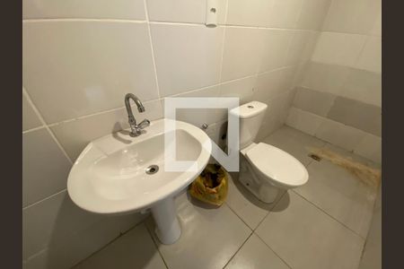 Casa para alugar com 180m², 4 quartos e sem vaga Casa para alugar com 180m², 4 quartos e sem vagaBanheiro