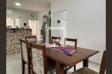 Casa para alugar com 180m², 4 quartos e sem vaga Casa para alugar com 180m², 4 quartos e sem vagaSala de Jantar