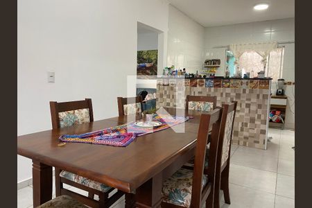 Casa para alugar com 180m², 4 quartos e sem vaga Casa para alugar com 180m², 4 quartos e sem vagaSala de Jantar