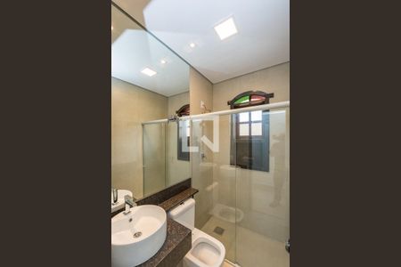 Banheiro Social 1 de casa à venda com 4 quartos, 280m² em Jardim Canada, Nova Lima