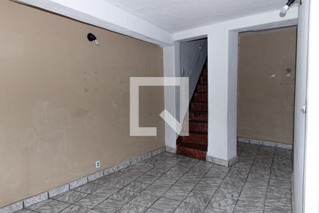 Casa para alugar com 100m², 2 quartos e 1 vagaSala