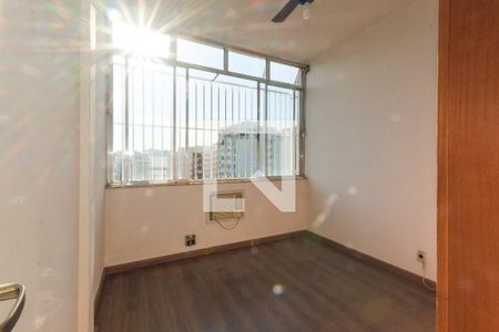 Quarto 1 de apartamento para alugar com 1 quarto, 54m² em Tijuca, Rio de Janeiro