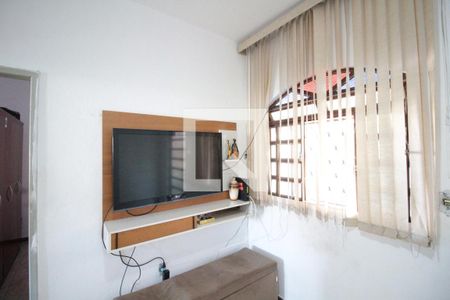 Sala de casa à venda com 4 quartos, 180m² em Jardim Guanabara, Belo Horizonte