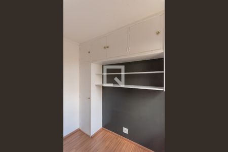 Quarto 1 de apartamento para alugar com 2 quartos, 58m² em Jardim São Vicente, Campinas