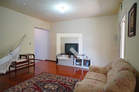 Sala de casa à venda com 3 quartos, 260m² em Bom Jesus, Porto Alegre