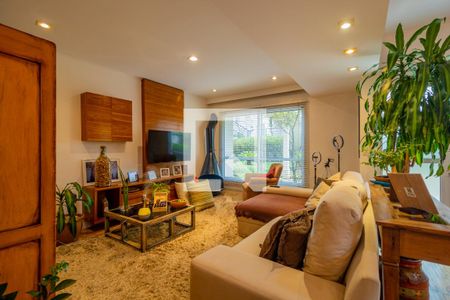 Sala de casa de condomínio para alugar com 3 quartos, 107m² em Vila Andrade, São Paulo