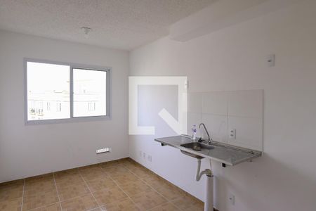 Sala de apartamento para alugar com 1 quarto, 25m² em Jardim Santa Emília, São Paulo