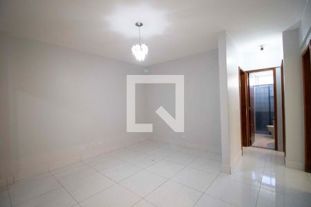 Sala de apartamento para alugar com 3 quartos, 71m² em Jardim Goiás, Goiânia