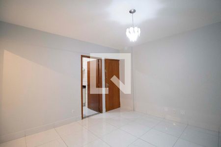 Sala de apartamento para alugar com 3 quartos, 71m² em Jardim Goiás, Goiânia