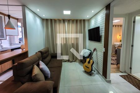 Detalhe sala de estar de apartamento para alugar com 2 quartos, 45m² em Cambuci, São Paulo