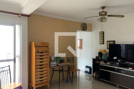 Sala de casa para alugar com 2 quartos, 125m² em Jardim Santa Helena, Suzano