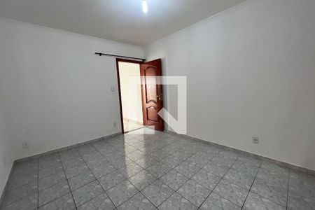 Casa para alugar com 2 quartos, 125m² em Jardim Santa Helena, Suzano