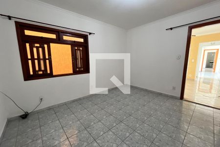 Casa para alugar com 2 quartos, 125m² em Jardim Santa Helena, Suzano