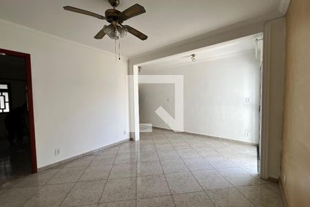 Casa para alugar com 2 quartos, 125m² em Jardim Santa Helena, Suzano