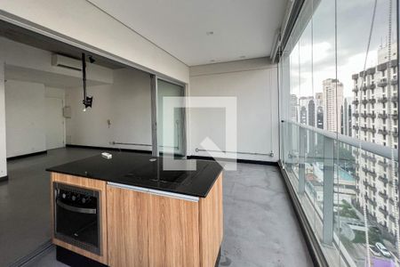 Varanda de kitnet/studio para alugar com 1 quarto, 50m² em Moema, São Paulo