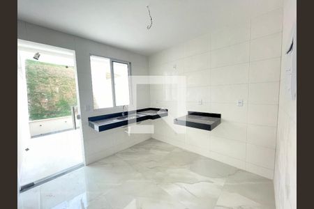 Cozinha de casa à venda com 2 quartos, 124m² em Vila Cloris, Belo Horizonte